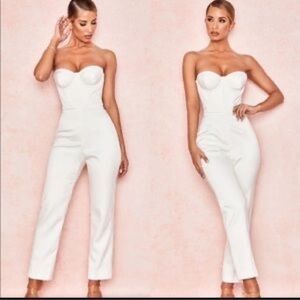 HOUSE OF CB 'Kaela' Ivory Satin Corset
Jumpsuit
